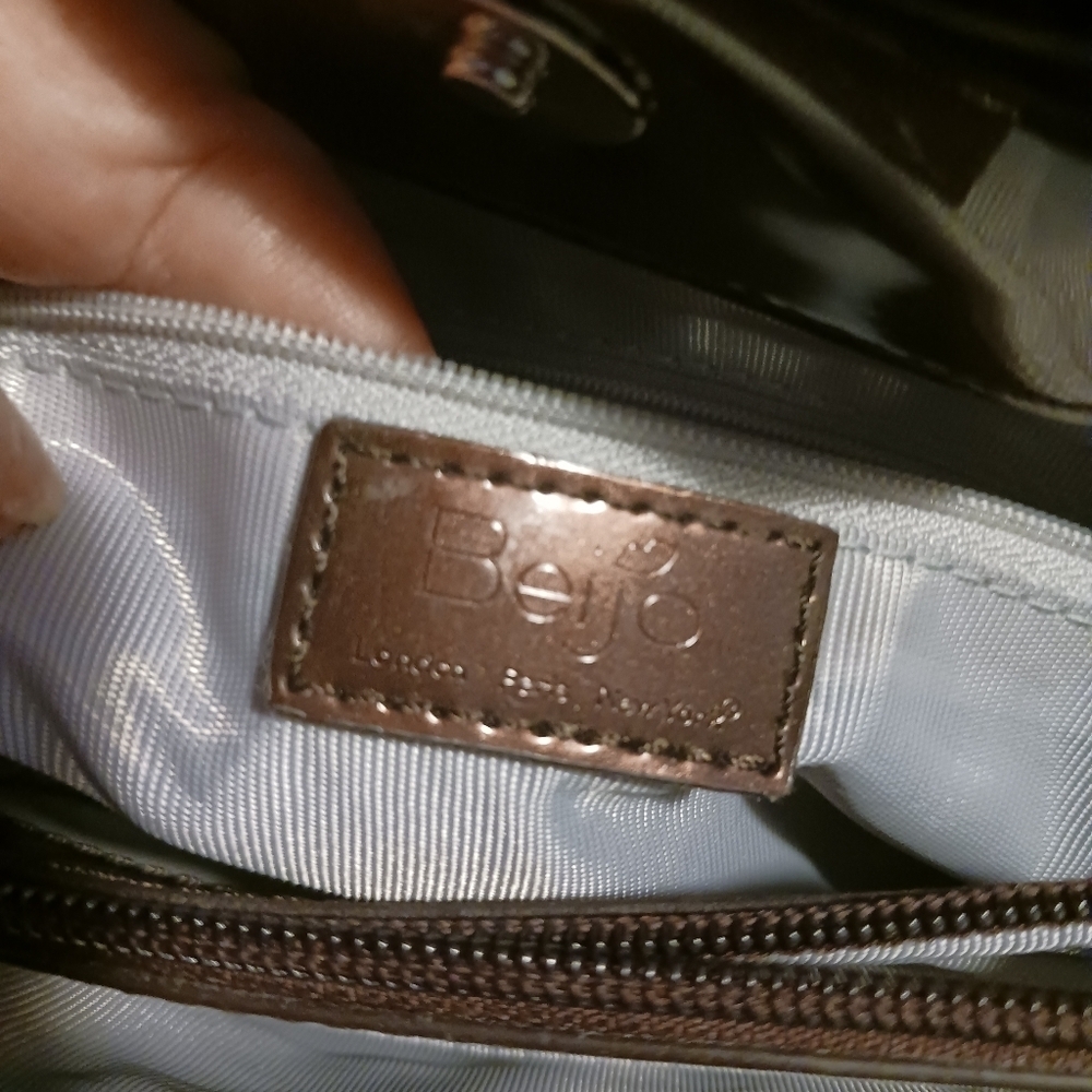 Beijo Handbag - Picture 5 of 5
